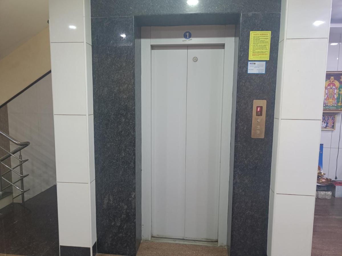 阿鲁纳查拉酒店 蓬蒂切里 外观 照片