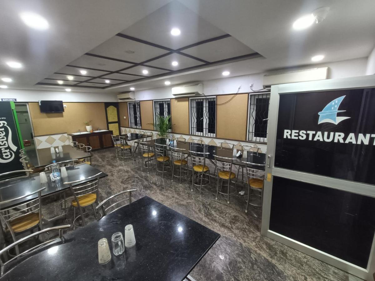 阿鲁纳查拉酒店 蓬蒂切里 外观 照片